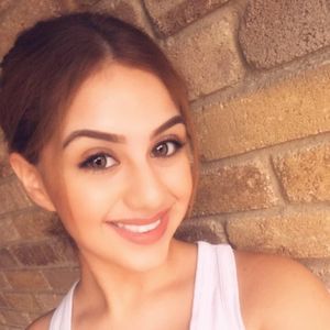 Meet your Posher, Azenette